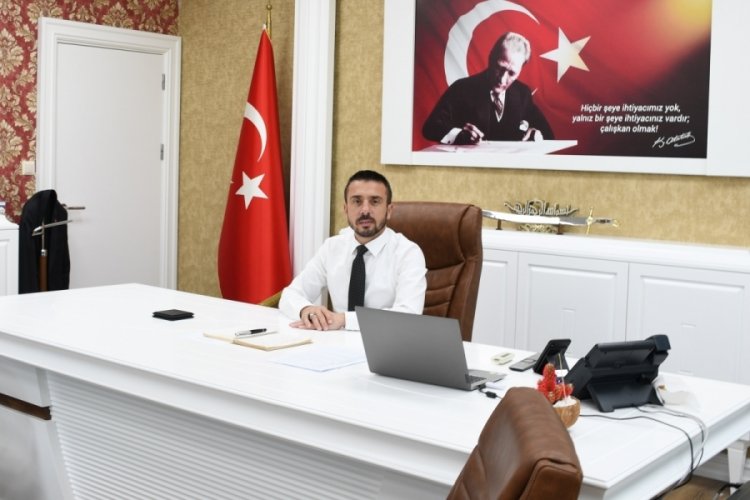 Bursa'da Kestel Belediyesi 'Kesişme: İyi ki varsın Eren' filmini ve oyuncularını vatandaşla buluşturuyor