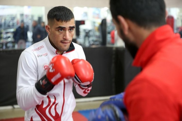 Emrah Yaşar, Avrupa şampiyonluğu i&ccedil;in antrenmanlarına devam ediyor