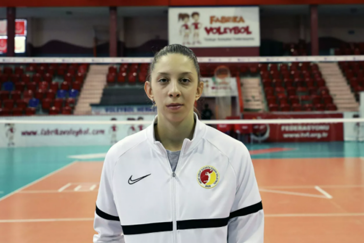 Kadın voleybolunda erkek şiddeti