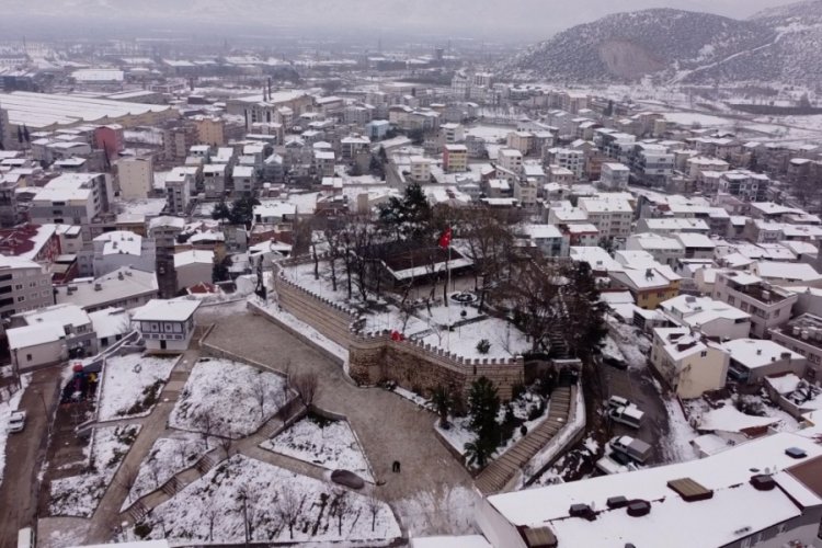 Bursa, Kestel'de kar kartpostallık g&ouml;r&uuml;nt&uuml;ler oluşturdu