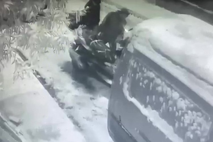 &Ouml;nce karı temizlediler sonra &ccedil;alıp ka&ccedil;tılar