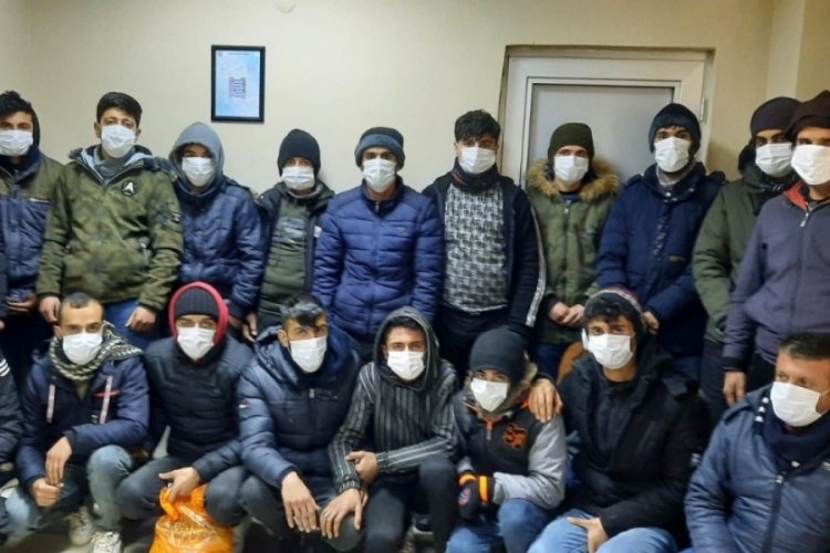 TEM'de durdurulan ara&ccedil;tan 21 ka&ccedil;ak g&ouml;&ccedil;men &ccedil;ıktı