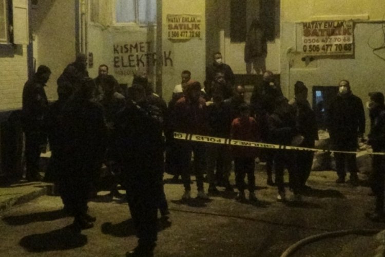 İzmir'de tarihi binada yangın paniği