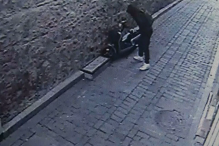 İş yerine 1 ayda 4 kez hırsız girdi