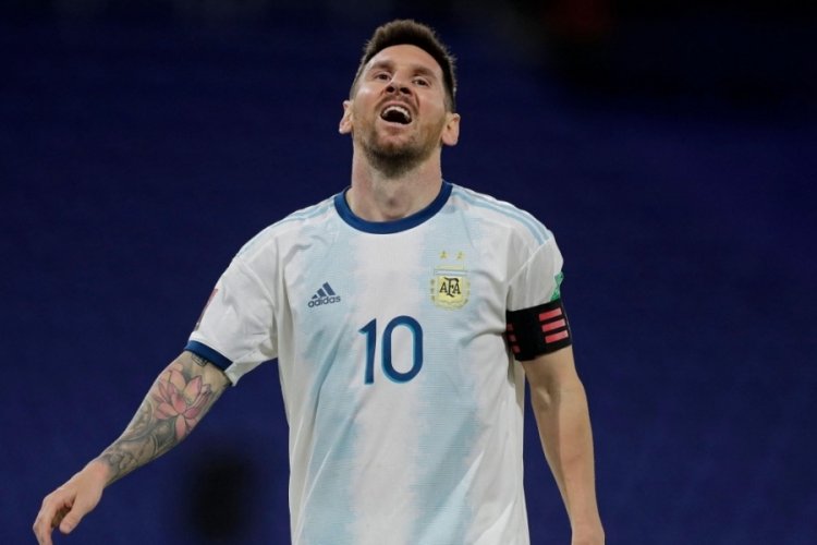 Lionel Scaloni "Messi koronavir&uuml;s&uuml; atlatamadı"