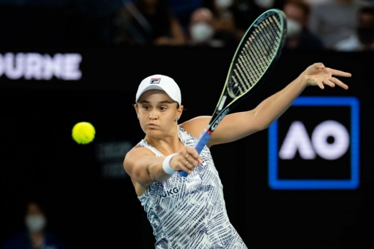 Ashleigh Barty, Avustralya A&ccedil;ık'ta finale y&uuml;kseldi