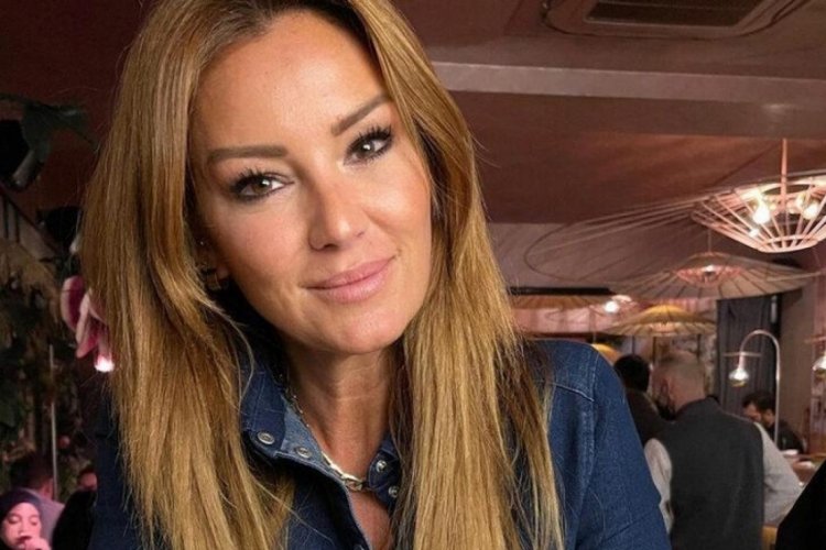 Pınar Altuğ, annesiyle fotoğrafını paylaştı