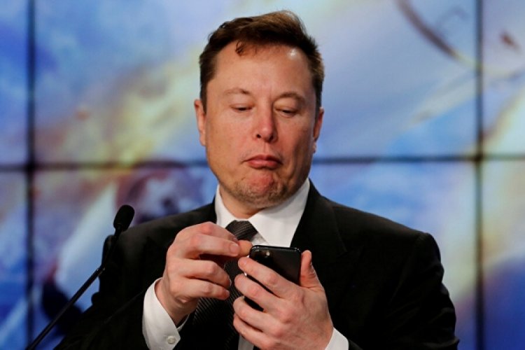 Elon Musk'tan &ouml;zel jetini takip eden gence ilgin&ccedil; teklif: Bu parayı al, bildirimleri sil
