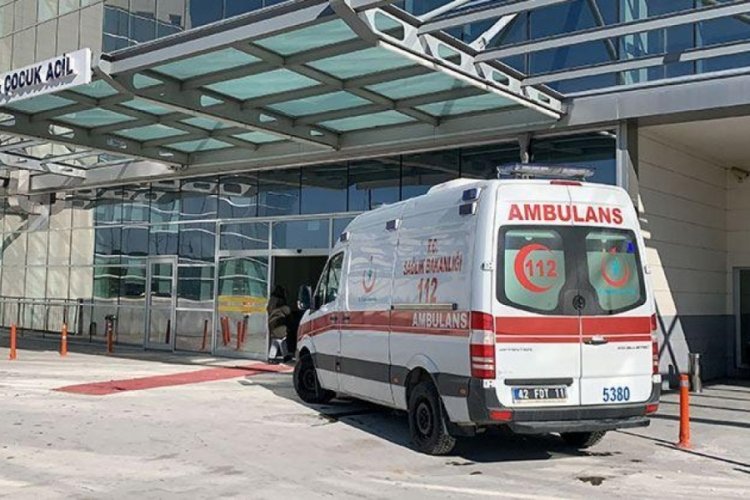 Hemşirelere saldıran hasta yakını: Senin gibiler dayağı hak ediyor