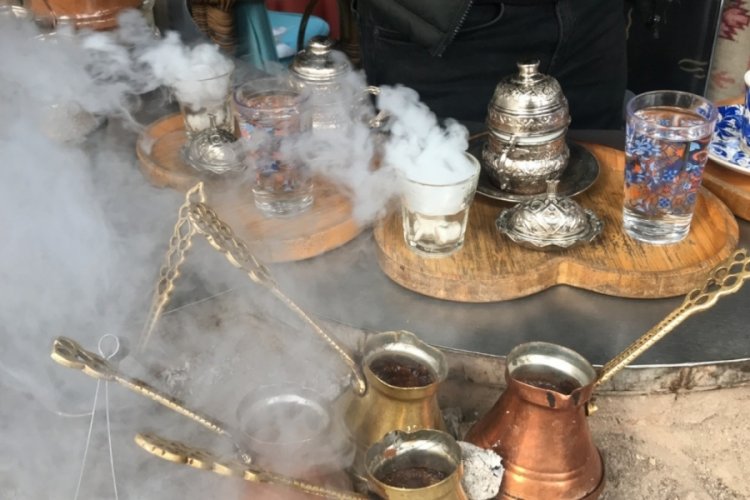 Bursa'nın 'k&ouml;zde'si! Hem de 40 yıl hatırı var (&Ouml;ZEL HABER)