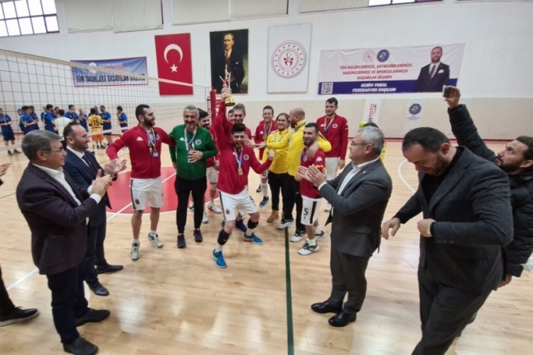 T&uuml;rkiye İşitme Engelliler Voleybol Şampiyonası sona erdi