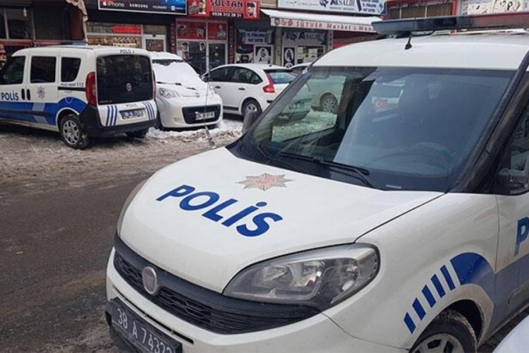 Ekmek almaya gittiği bakkalda &ouml;ld&uuml;