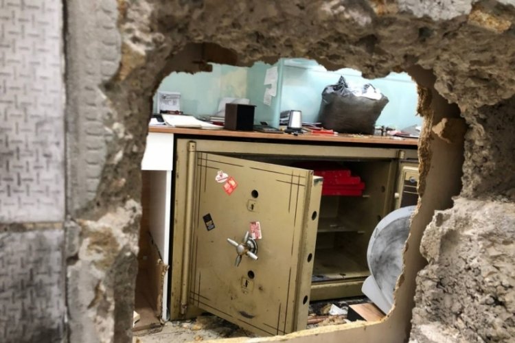 Milyonluk kuyumcu soygununda tutuklu sayısı 3'e y&uuml;kseldi