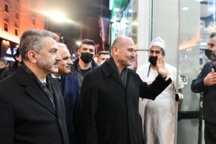 Bakan Soylu'dan esnaf ziyareti