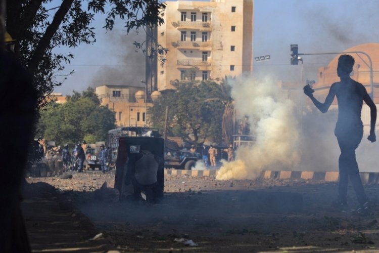 Sudan'da protestolarda hayatını kaybedenlerin sayısı 79'a y&uuml;kseldi