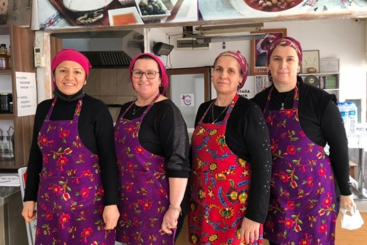 Bursalı kadınlardan &ouml;rnek davranış (&Ouml;ZEL HABER)
