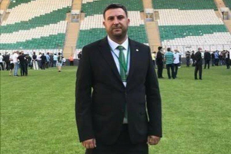 Bursasporlu y&ouml;netici trafik kazası ge&ccedil;irdi!