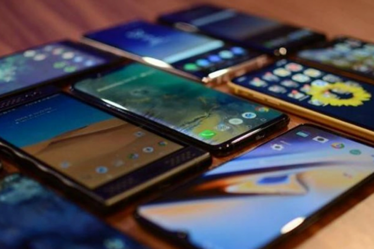 Akıllı telefon pazarı 4 yıl &ouml;nceye d&ouml;nd&uuml;