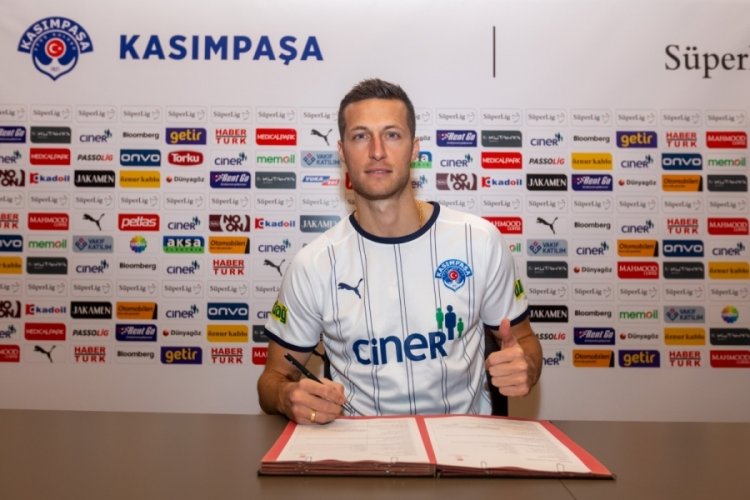 Kasımpaşa, Uros Spajic'i kadrosuna kattı