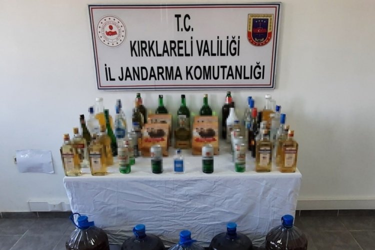 Bulgaristan'dan getirilen 740 litre ka&ccedil;ak alkol ele ge&ccedil;irildi!