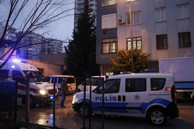 Yemek masasında kanlı infaz: Anne ve kızı hayatını kaybetti!