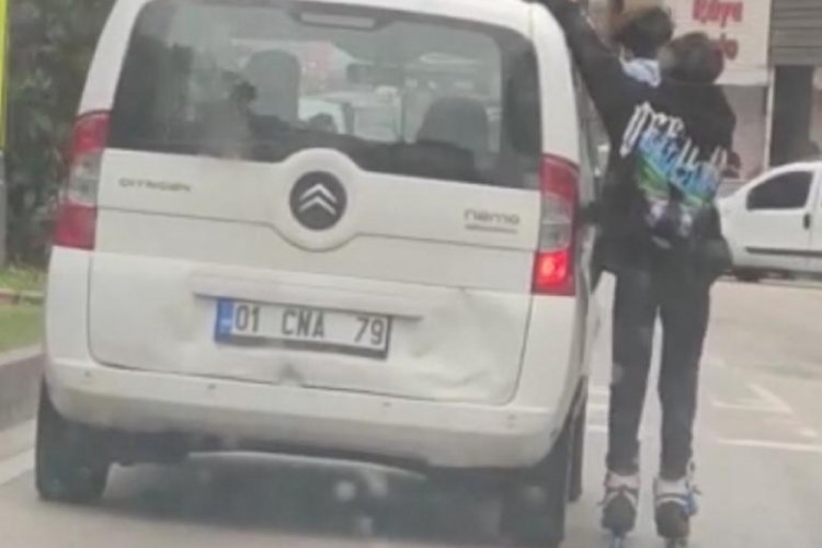 İki &ccedil;ocuk &ouml;l&uuml;me b&ouml;yle davetiye &ccedil;ıkardı!