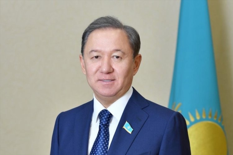 Kazakistan'da Meclis Başkanı istifa etti