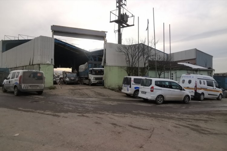 Kocaeli'de geri d&ouml;n&uuml;ş&uuml;m deposuna silahlı saldırı
