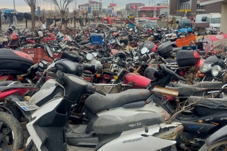 Milyonluk servet otoparkta &ccedil;&uuml;r&uuml;yor