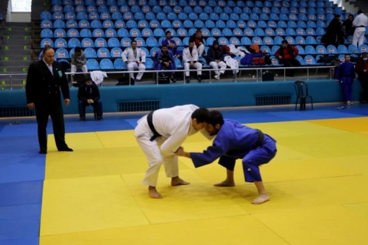 Edirne'de, Judo Şampiyonası d&uuml;zenlendi