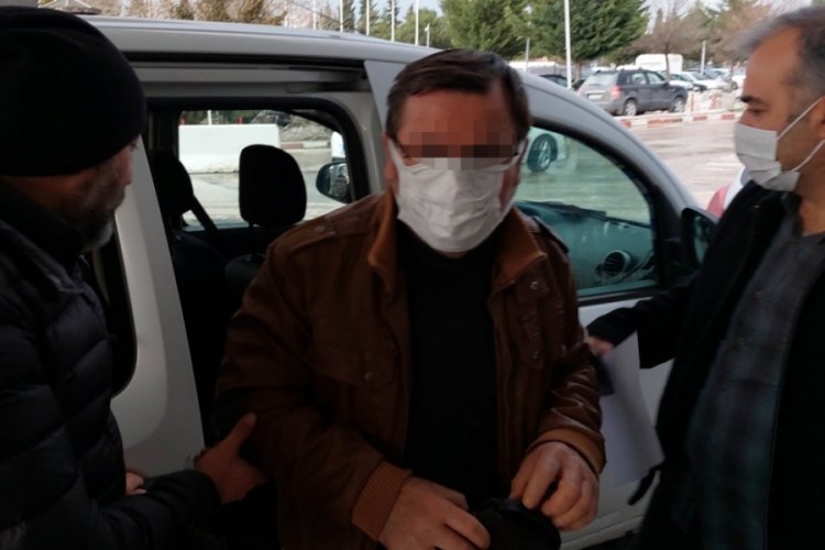 14 yaşındaki kızı sosyal medyadan taciz eden sapık yakalandı