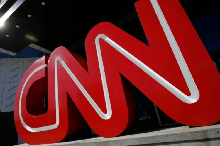 CNN'de ilişkisi ortaya &ccedil;ıkan y&ouml;netici istifa etti