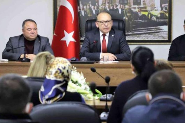 CHP'li belediyeden &ccedil;alışanlarına hac i&ccedil;in &uuml;cretli izin hakkı