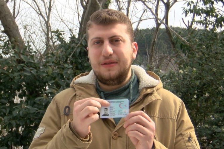 T&uuml;rk dizilerinden etkilendi, adını 'Kıvan&ccedil; &Ouml;z&ccedil;ivit' yaptı