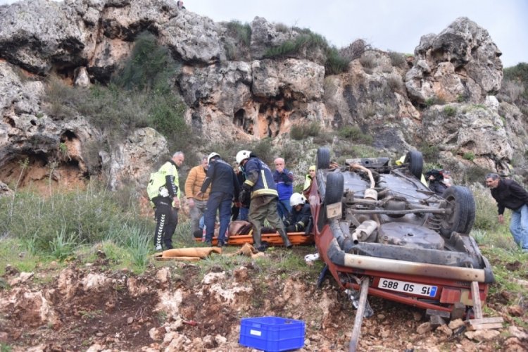 Antalya'da 25 metre y&uuml;ksekliğindeki falezlerden d&uuml;şt&uuml;