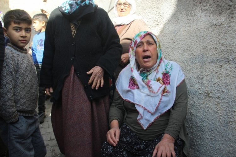 Mahalleli hırsızlar y&uuml;z&uuml;nden n&ouml;betleşe uyuyor