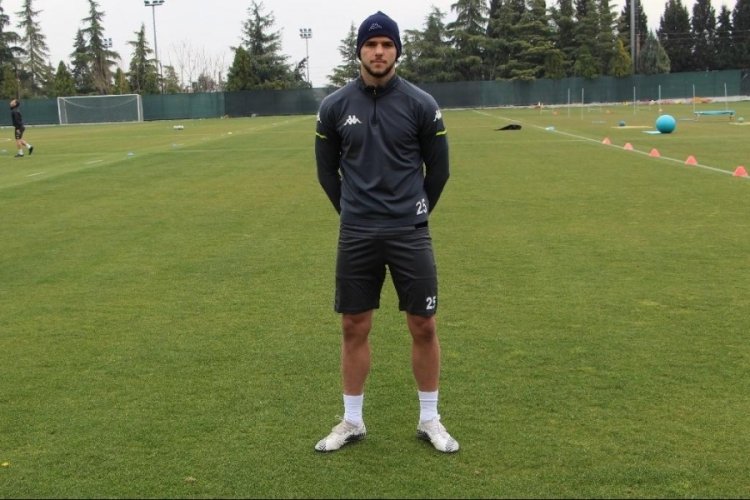 Denizlispor'da Veton Tusha, takımdan ayrıldı