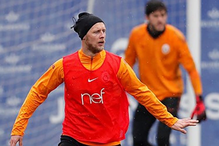Galatasaray, eski futbolcusu Semih Kaya ile anlaştı
