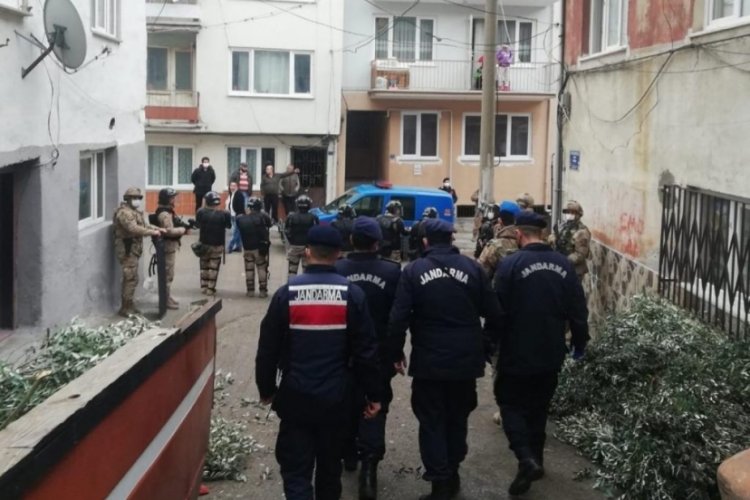 Bursa'da taksi tutarak hırsızlık yapmışlar!