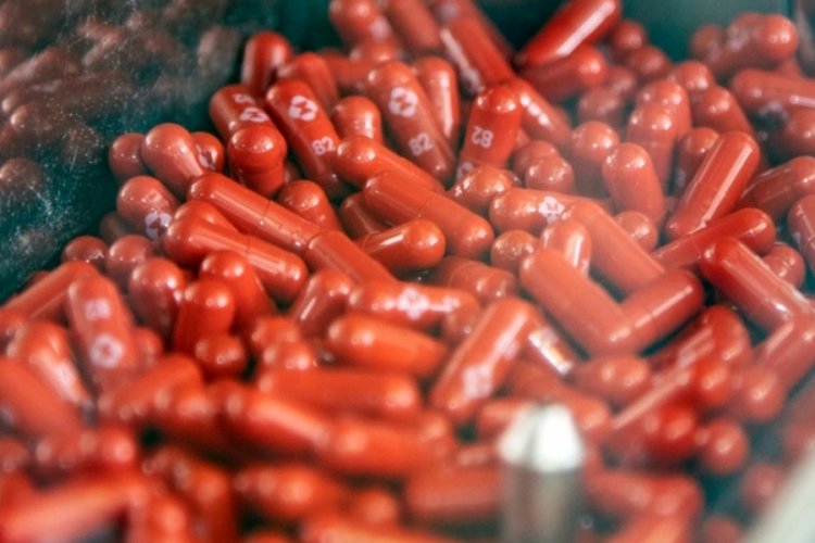 Uzmanlardan Molnupiravir ilacının kullanımıyla ilgili a&ccedil;ıklama