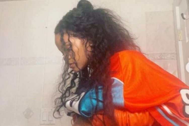 Rihanna'dan yeni hamilelik pozu