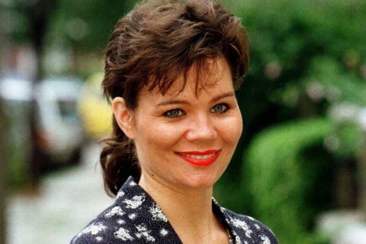 Tek seferde sekiz bebek doğuran Mandy Allwood hayatını kaybetti.
