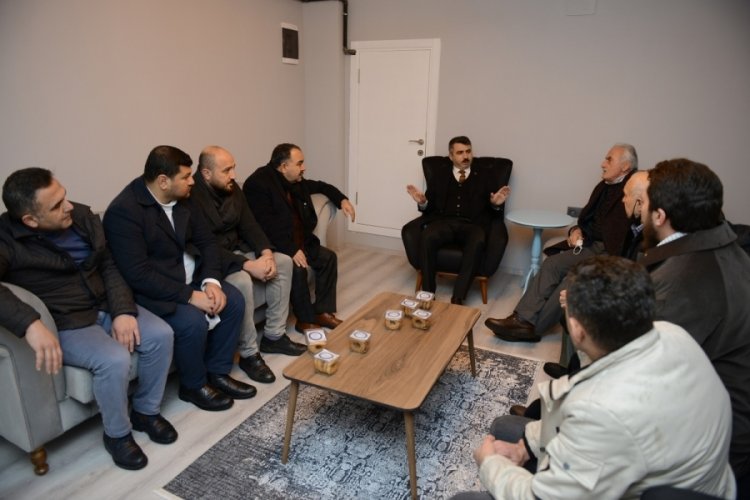 Bursa'da Başkan Yılmaz şehit ailesini ziyaret etti