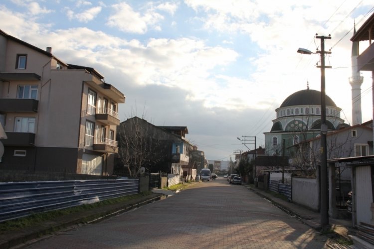 İş insanına cami &ccedil;ıkışı silahlı saldırı