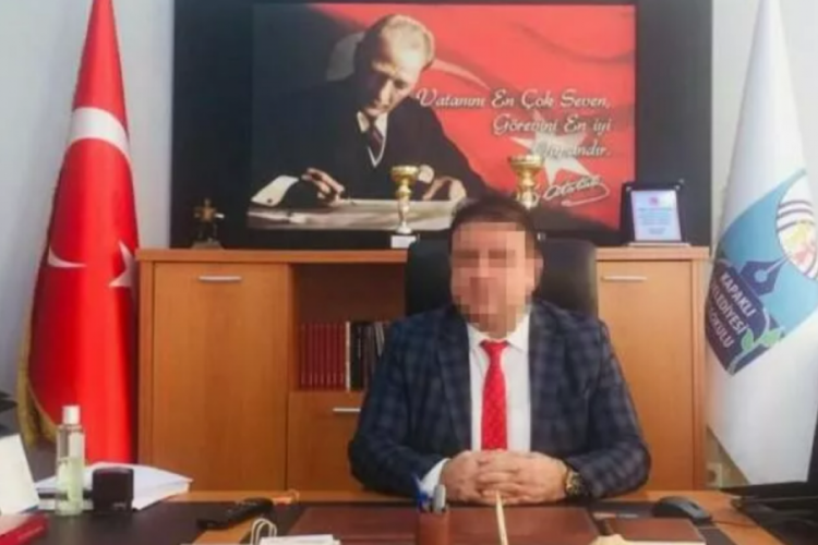 Tekirdağ'da okul m&uuml;d&uuml;r&uuml; okulun kağıtlarını sattığı iddiasıyla a&ccedil;ığa alındı