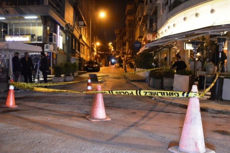 İstanbul Bebek'te Teoman'ın da bulunduğu l&uuml;ks mekana silahlı saldırı