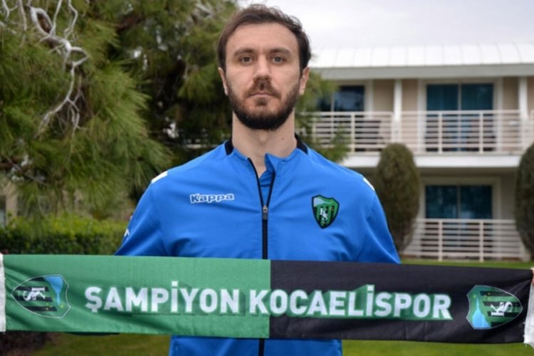 Korcan &Ccedil;elikay "Gen&ccedil; kalecileri &ccedil;ok fazla eleştirerek eziyoruz"