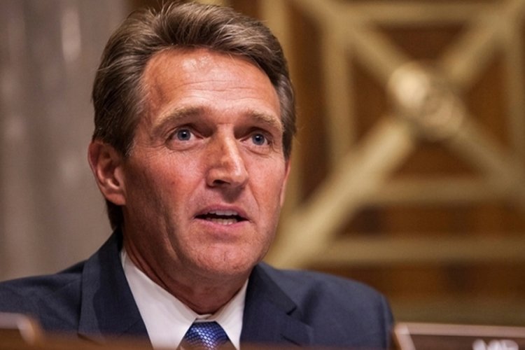 B&uuml;y&uuml;kel&ccedil;i Jeffry Flake'den Erdoğan'a ge&ccedil;miş olsun mesajı