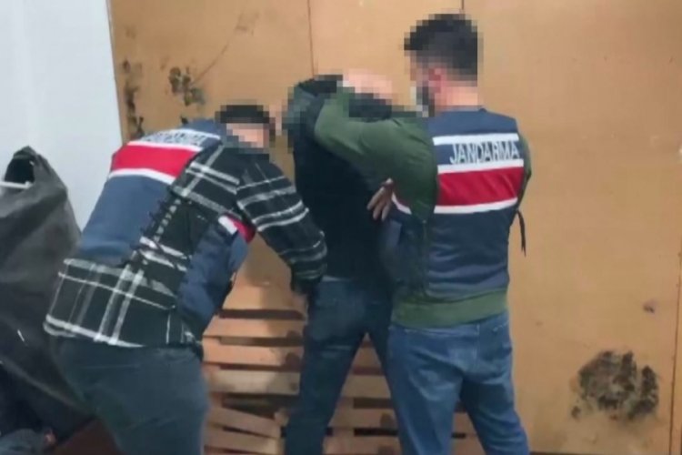 Jandarmadan sahte saat operasyonu: 740 saat ele ge&ccedil;irildi