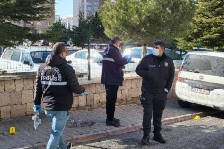 Boşanma aşamasındaki kocasını tabancayla ağır yaraladı